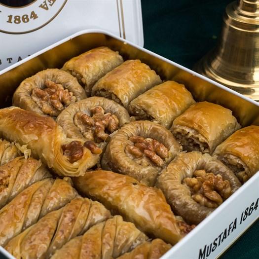 4 Different Walnut Baklava Assortment