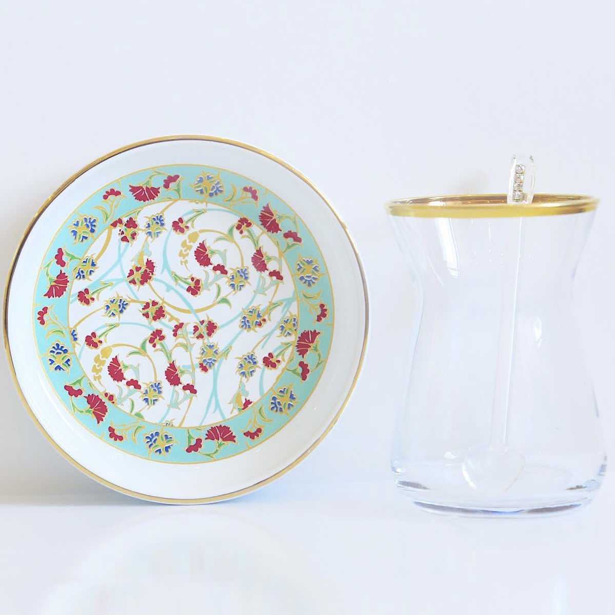 Red and Blue Clove Flower Porcelain Tea Set