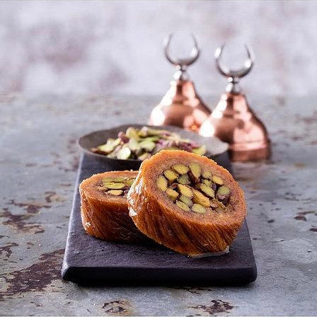 Kadayıf Halep Sarma Pistachio covered in kunefe